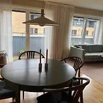 Two Bedroom Near Center, Norway דירה *